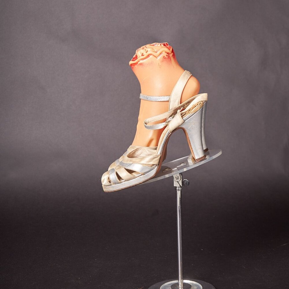 1940s Satin and Silver Peep Toe Heels Shoes